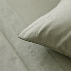 ComfortCollection_Sheets - 2 gumleaf_DT 290x290.jpg