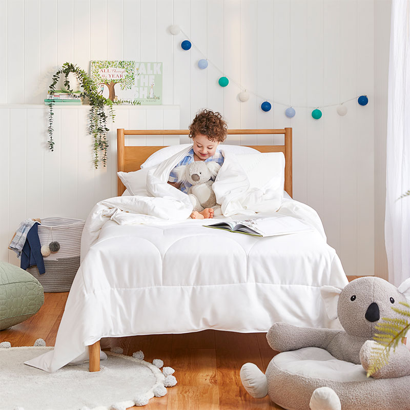 Kids bed outlet quilts