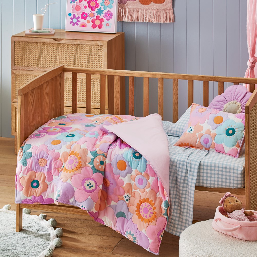 Floral cot quilt hot sale