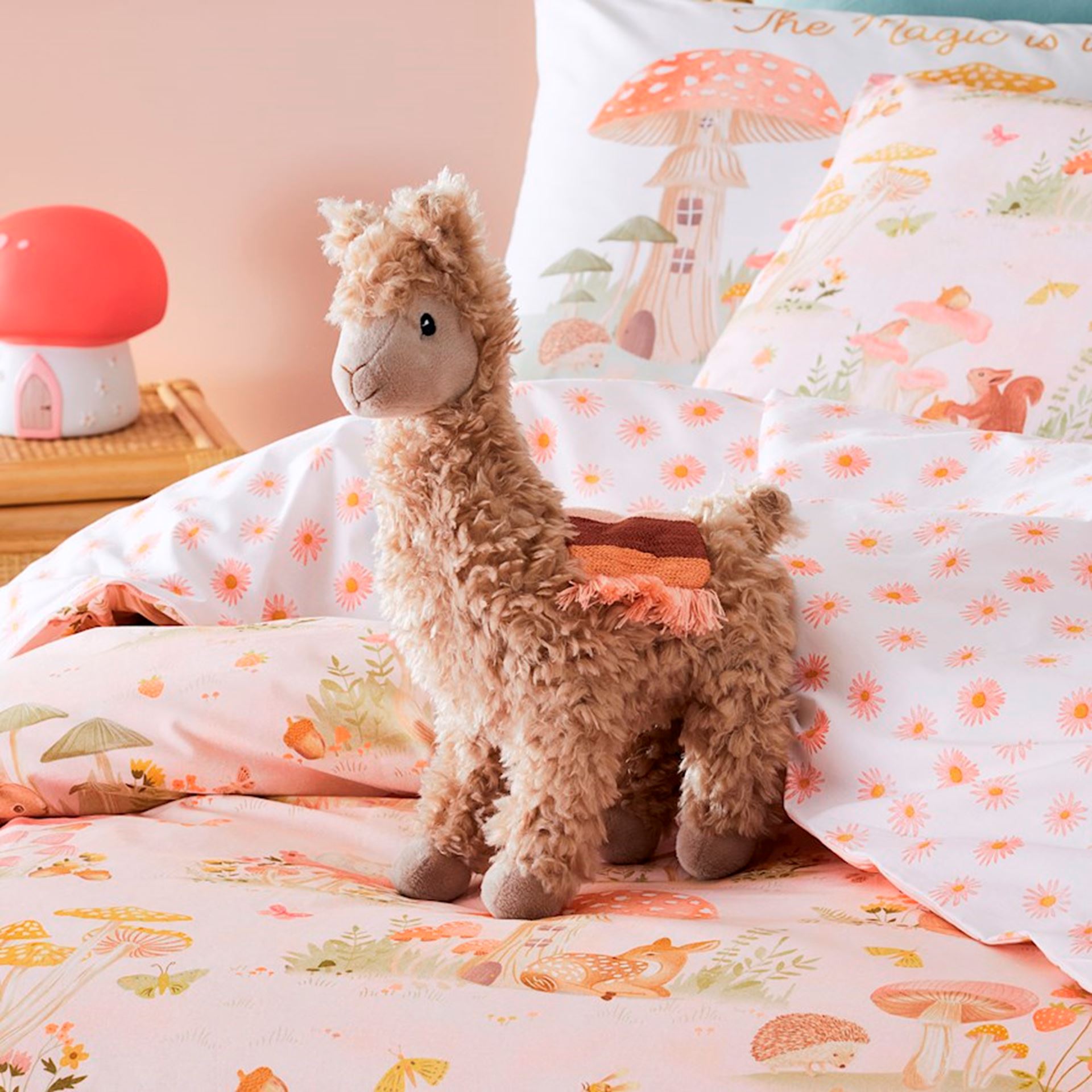 https://www.adairs.com.au/globalassets/13.-ecommerce/03.-product-images/2022_images/kids/kids-toys/plush-toys/42640_llama_zoom_1.jpg?width=1920&mode=crop&heightratio=1&quality=80