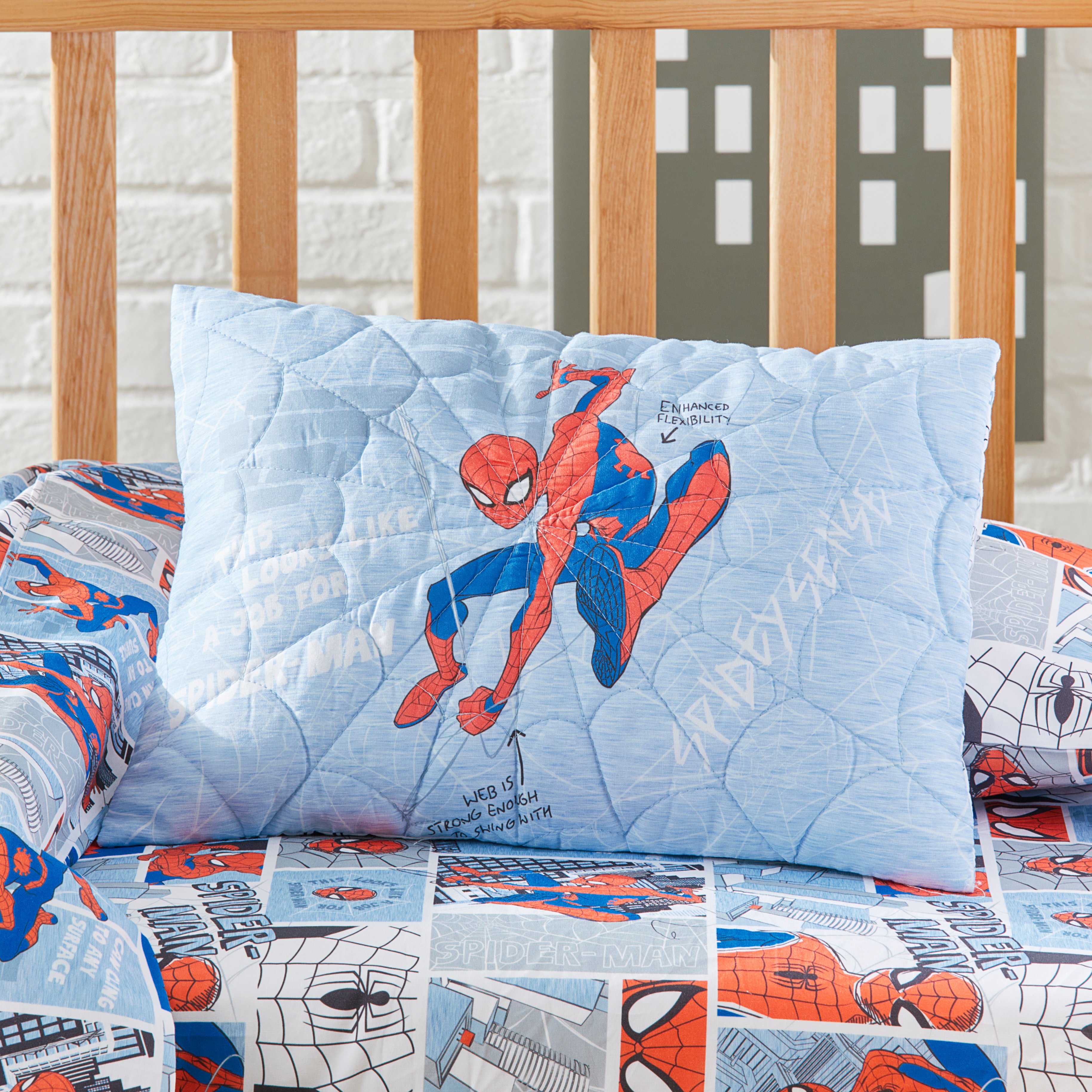 Spiderman baby hot sale bedding nursery