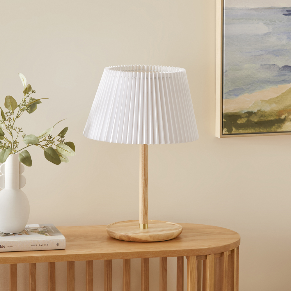 White wooden 2024 bedside lamps