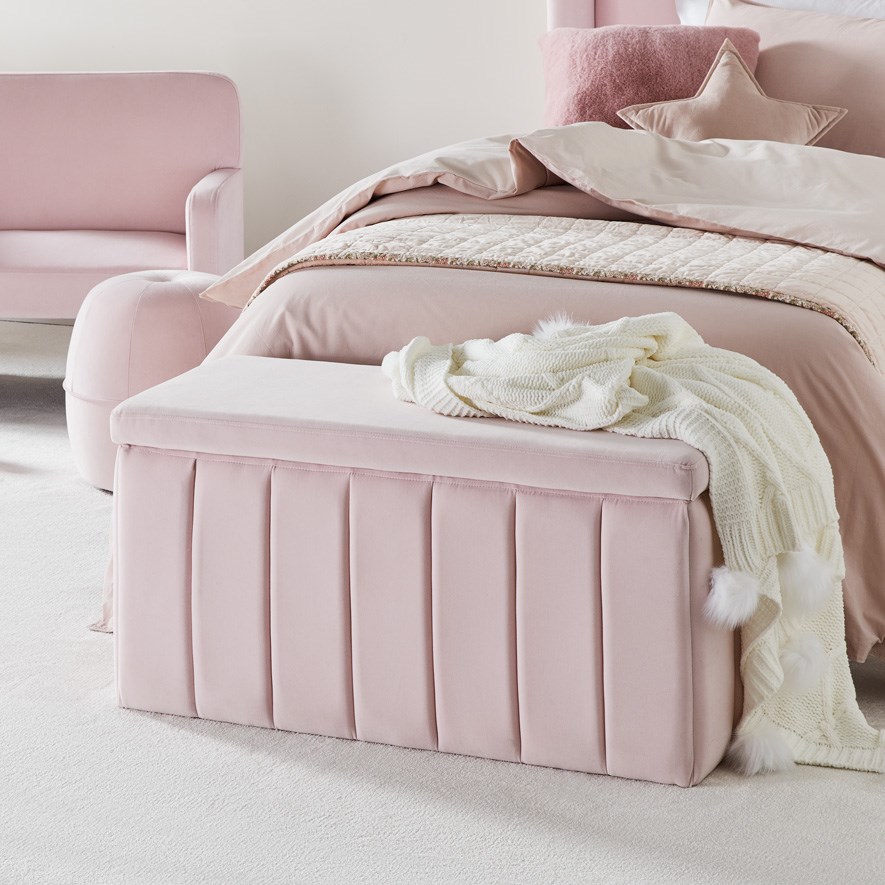 Blanket box deals pink