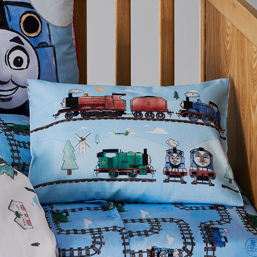 Thomas the tank store cot bedding