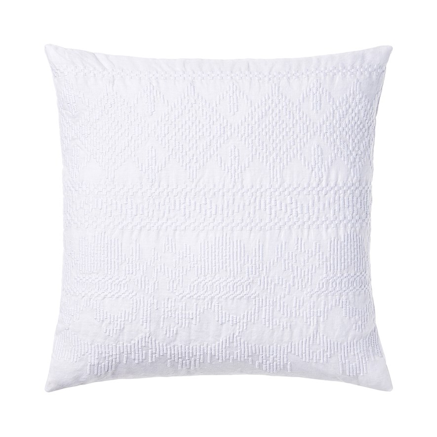 White clearance linen pillows